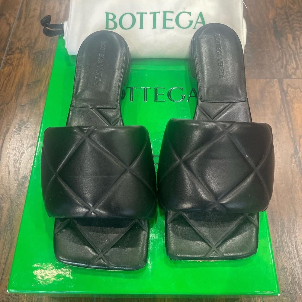 Bottegga Vaneta Padded slide sandal